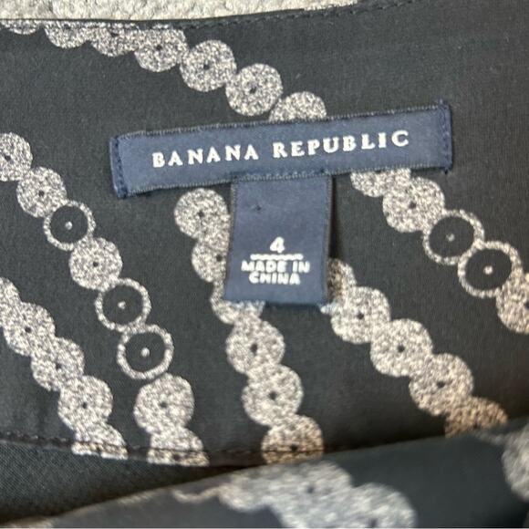 Banana Republic Black Silk Skirt Womens Size 4 Lined Mini Feminine Flowy Flirty - Picture 4 of 8